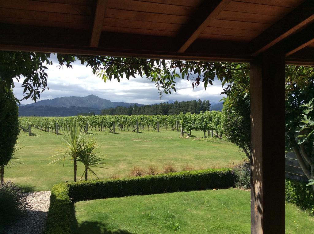 Straw Lodge Vineyard&Boutique Lodging Renwick Extérieur photo