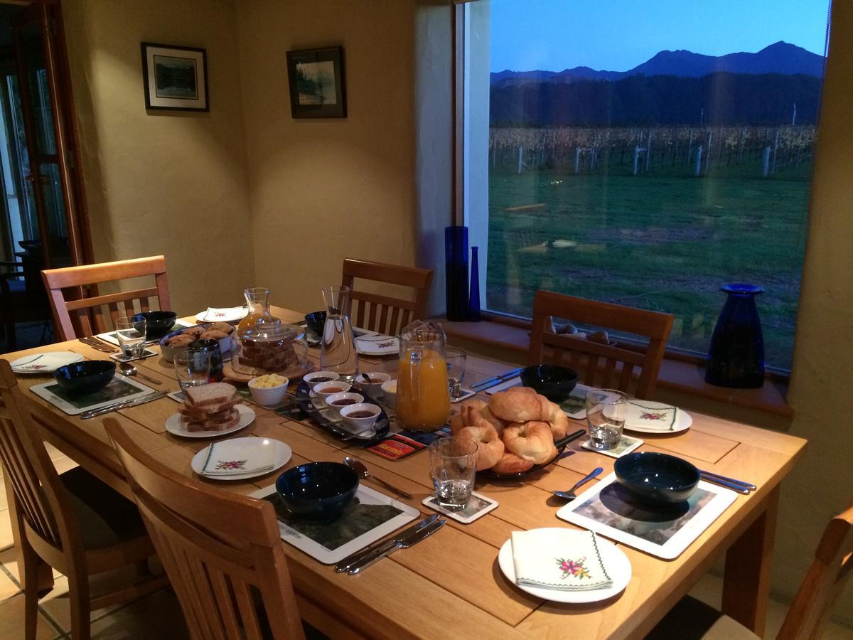 Straw Lodge Vineyard&Boutique Lodging Renwick Extérieur photo